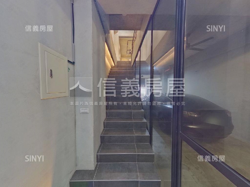 龍潭輕屋齡美妝透天房屋室內格局與周邊環境