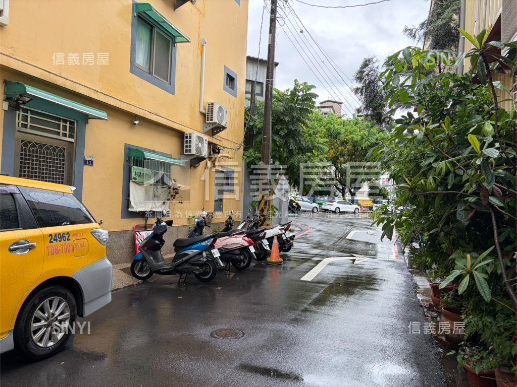稀有正西區住二土地房屋室內格局與周邊環境