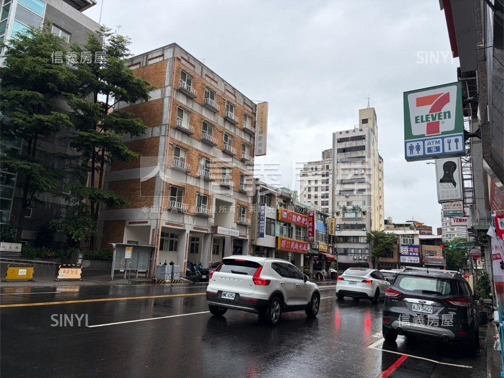 稀有正西區住二土地房屋室內格局與周邊環境