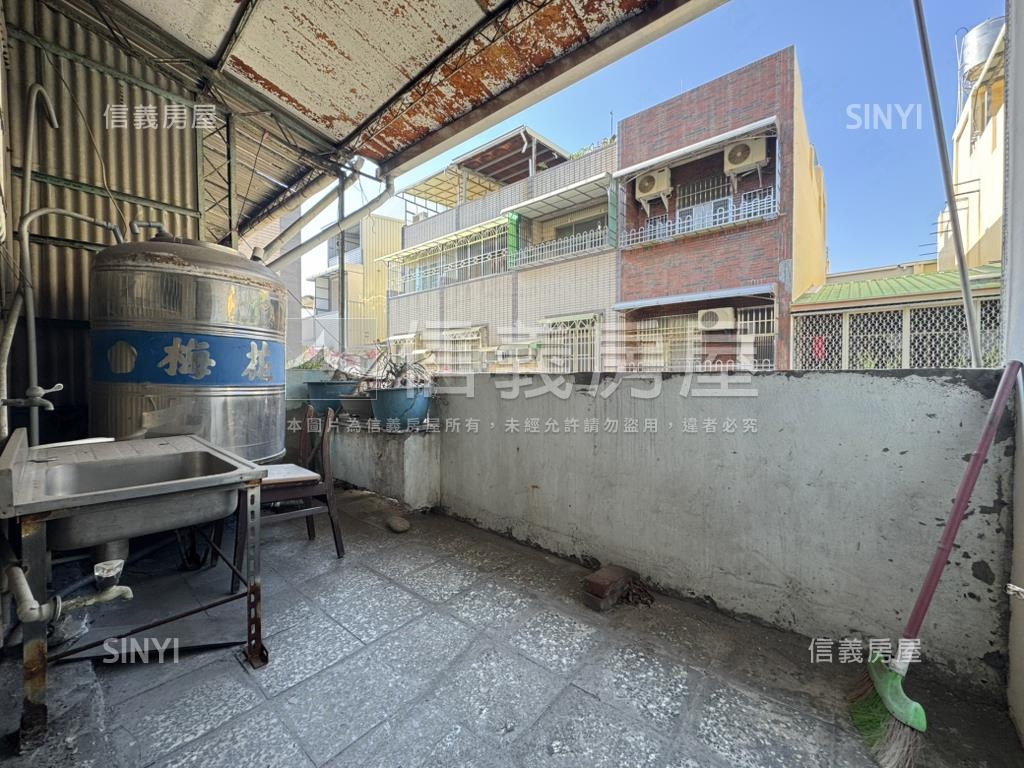 近未來中山醫學院成家透天房屋室內格局與周邊環境