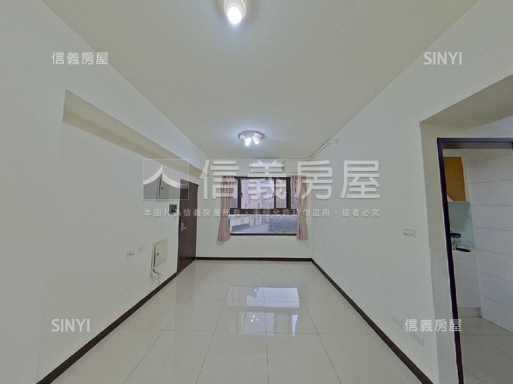 近捷運悅灣一層一戶正三房房屋室內格局與周邊環境