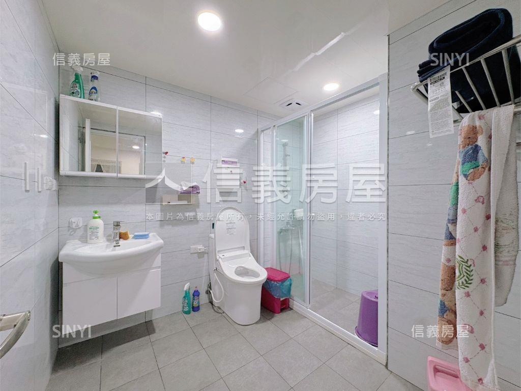 精裝僑愛國宅美三房三房房屋室內格局與周邊環境