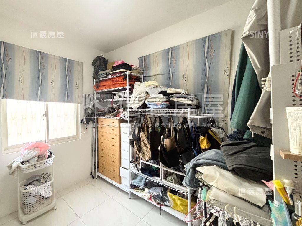 南雅西路方正格局屋況佳房屋室內格局與周邊環境