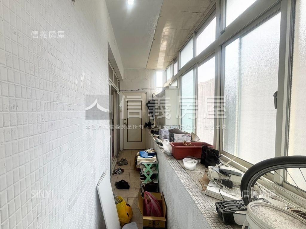 南雅西路方正格局屋況佳房屋室內格局與周邊環境