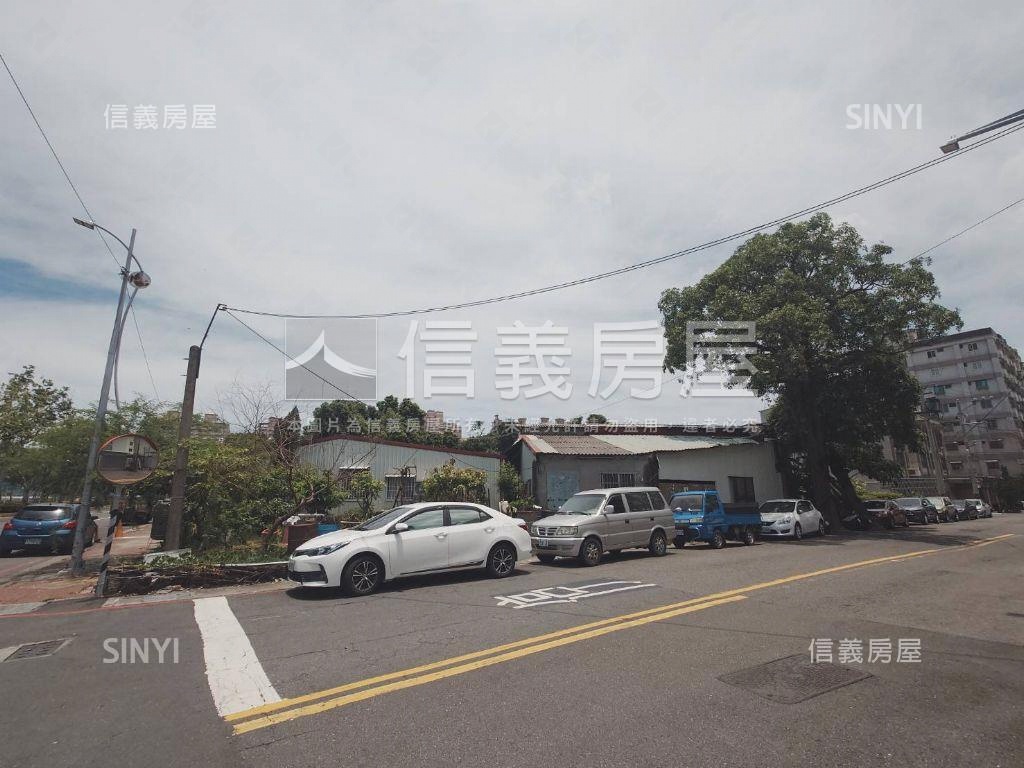 岡山河景第一排土地房屋室內格局與周邊環境