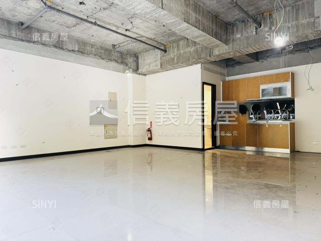［大樓］東區昕世界店面房屋室內格局與周邊環境
