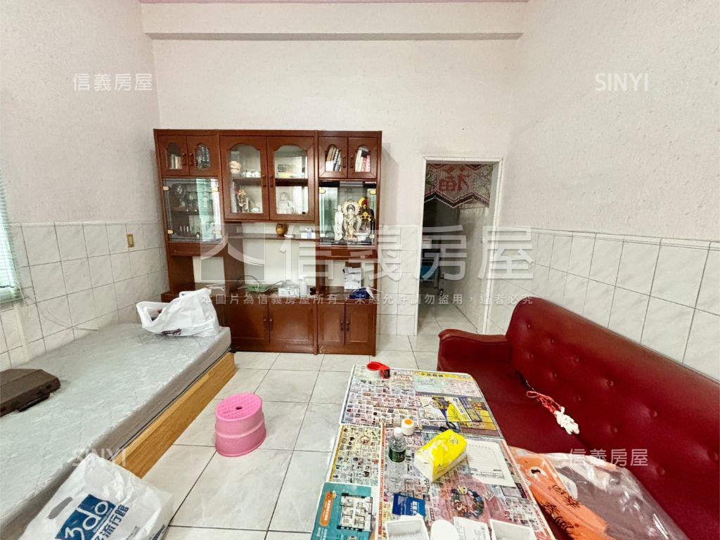 後昌商圈邊間機能美透天房屋室內格局與周邊環境