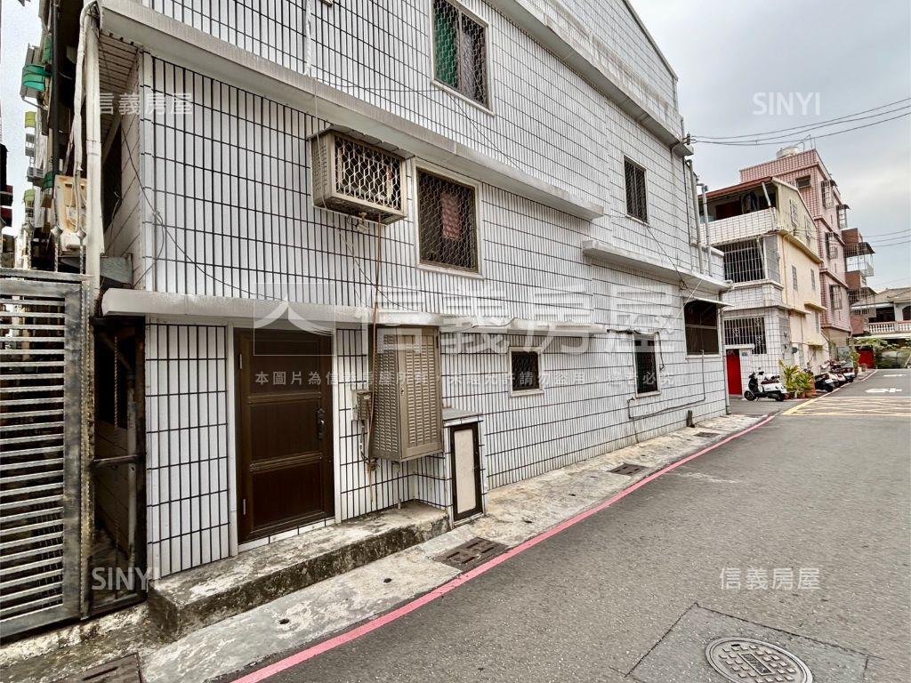 後昌商圈邊間機能美透天房屋室內格局與周邊環境