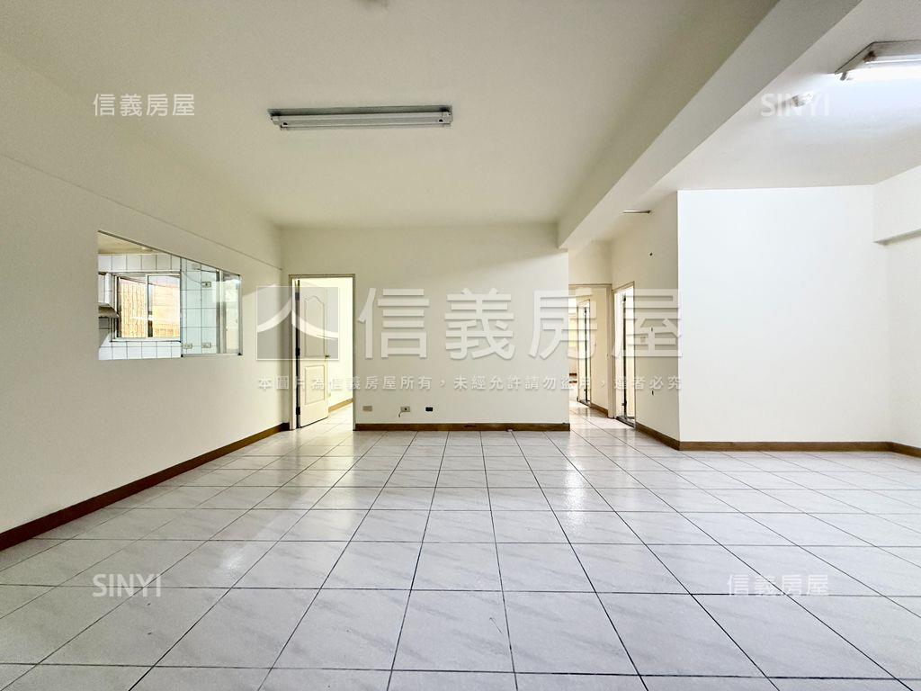 柯林頓房屋室內格局與周邊環境