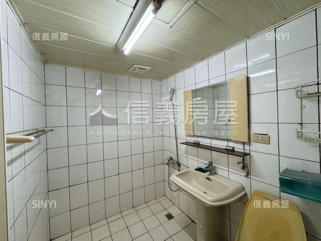 柯林頓房屋室內格局與周邊環境