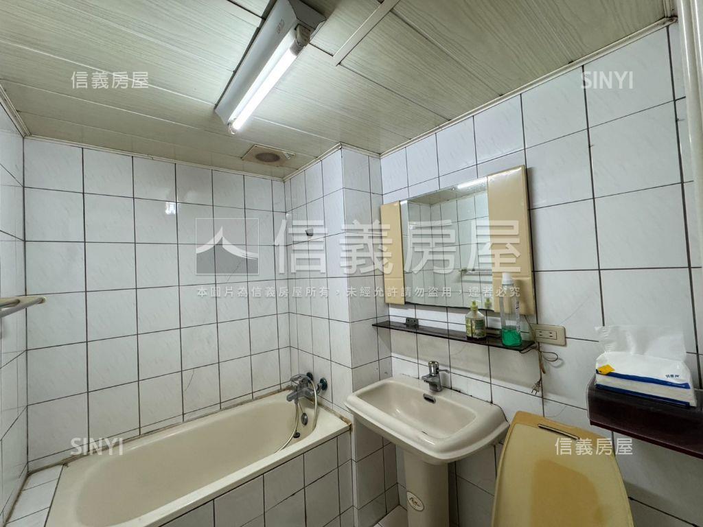 柯林頓房屋室內格局與周邊環境