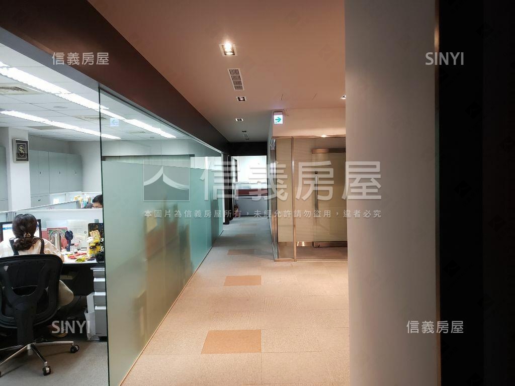 正中山北路辦公房屋室內格局與周邊環境