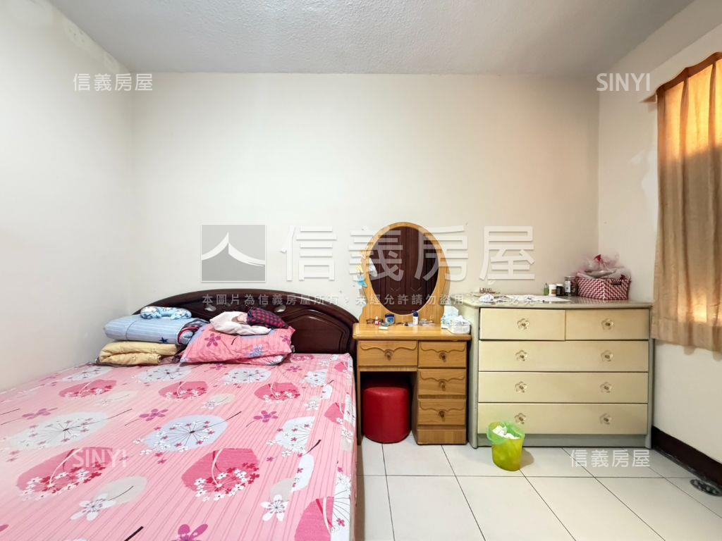 景安捷運✦方正公寓二樓房屋室內格局與周邊環境