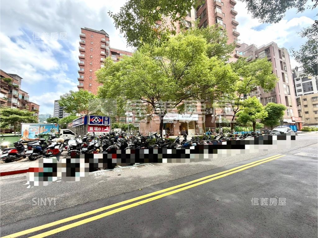內湖稀有一樓可住可店房屋室內格局與周邊環境