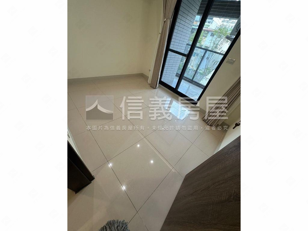 急售新灣區三房平車房屋室內格局與周邊環境