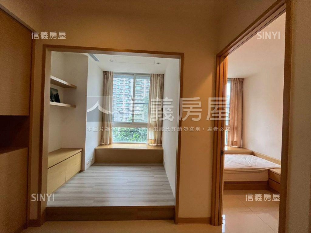 電梯三房有裝潢好停車房屋室內格局與周邊環境