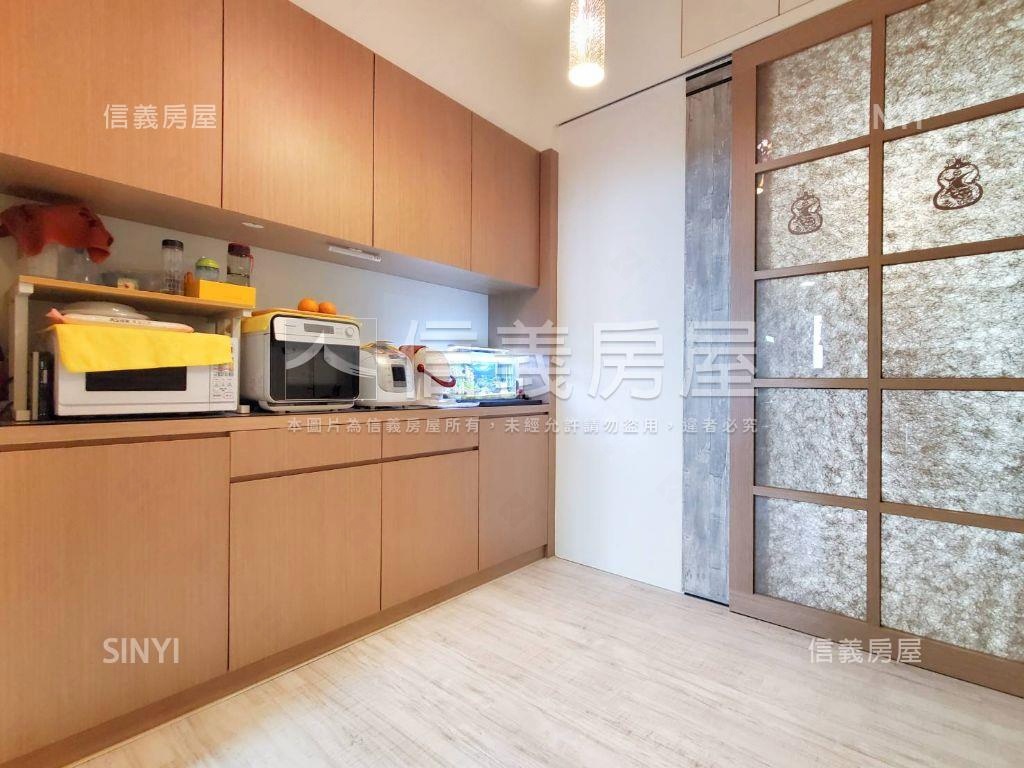 新潤海灣朝南美裝３房房屋室內格局與周邊環境