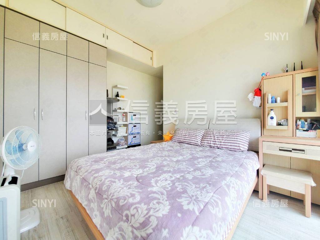 新潤海灣朝南美裝３房房屋室內格局與周邊環境