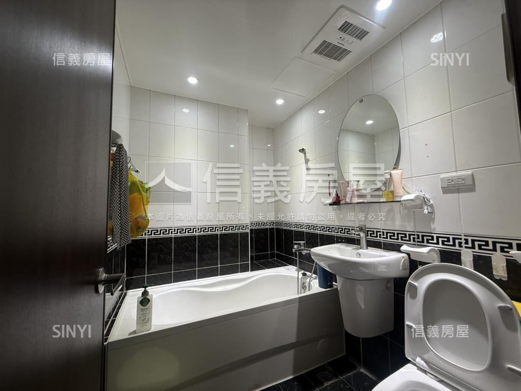 十八甲景觀典雅三房車位房屋室內格局與周邊環境