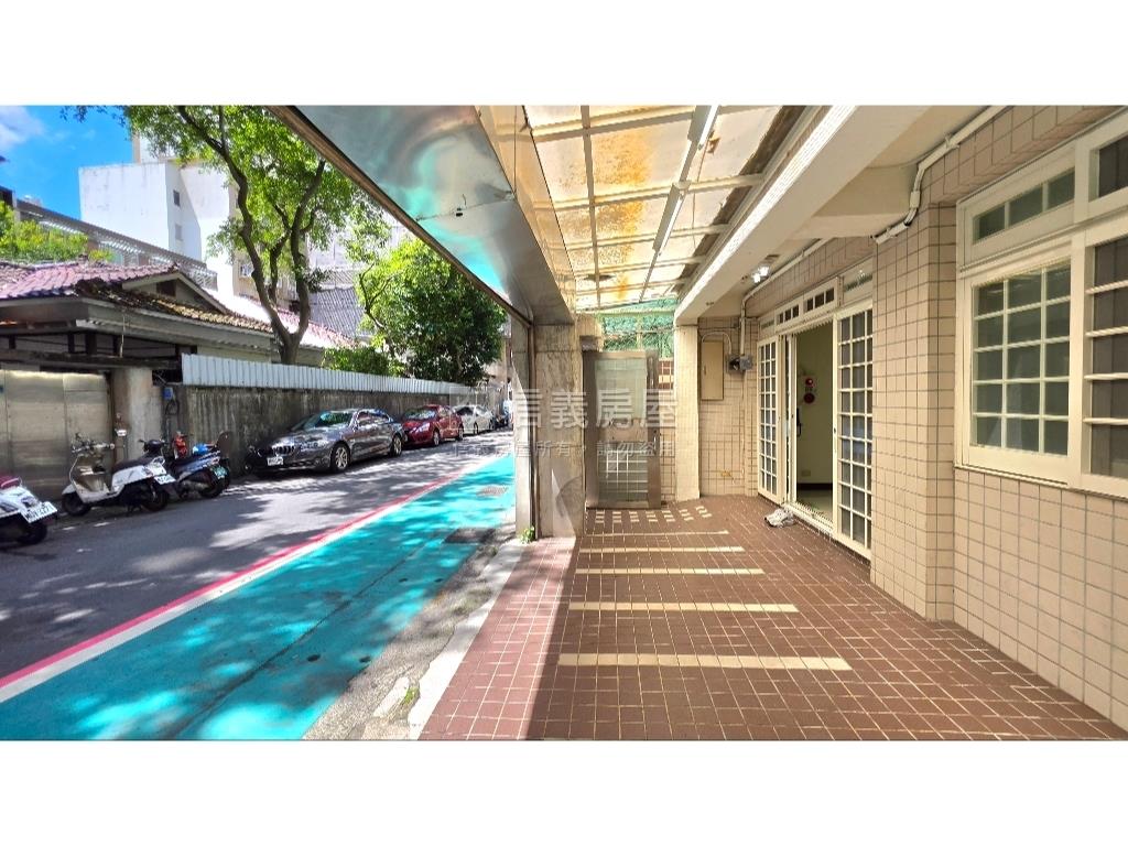 中正國中住辦一樓房屋室內格局與周邊環境
