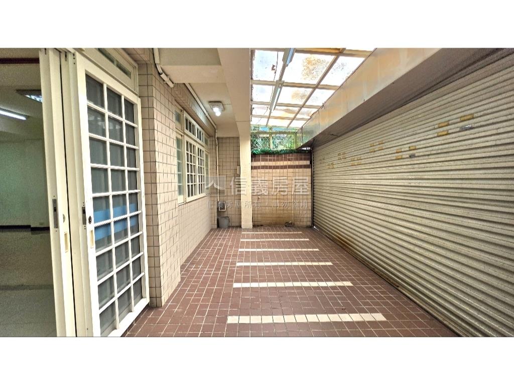 中正國中住辦一樓房屋室內格局與周邊環境