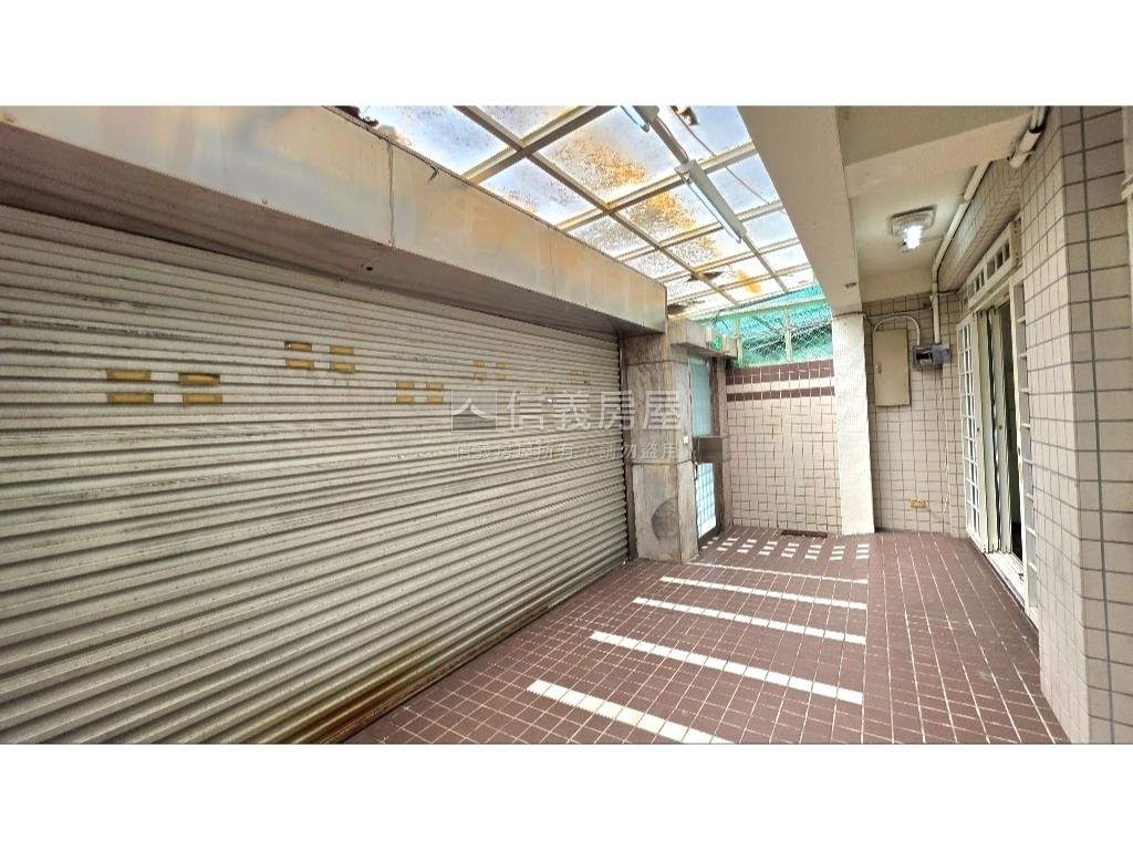 中正國中住辦一樓房屋室內格局與周邊環境
