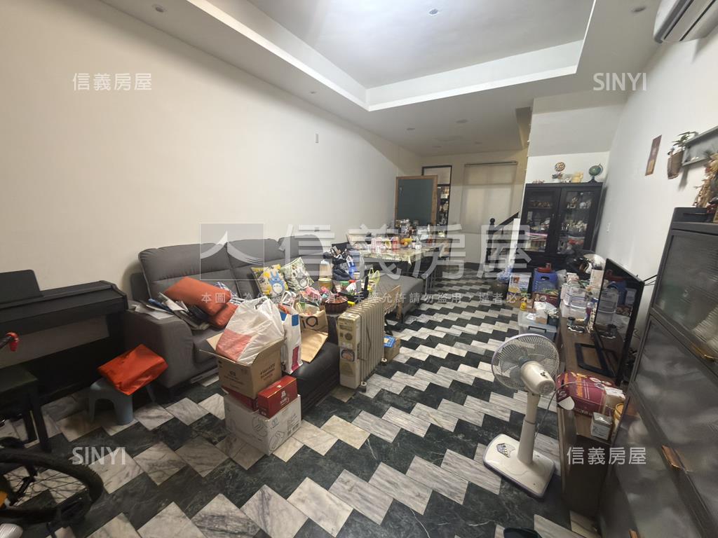 近巴克禮間間套房傳統美透房屋室內格局與周邊環境