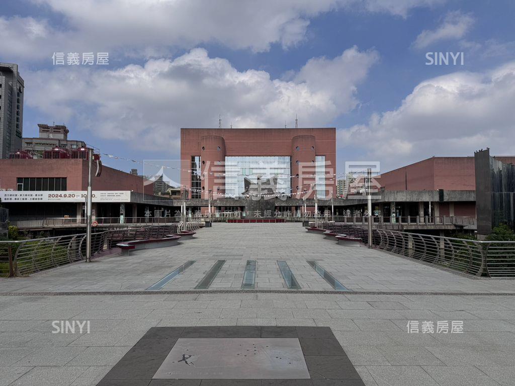 近巴克禮間間套房傳統美透房屋室內格局與周邊環境