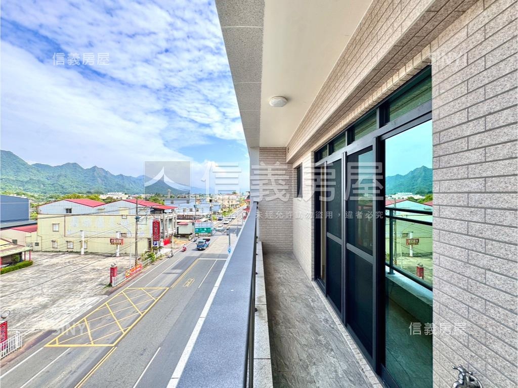 旗山一號院全新透天金店房屋室內格局與周邊環境