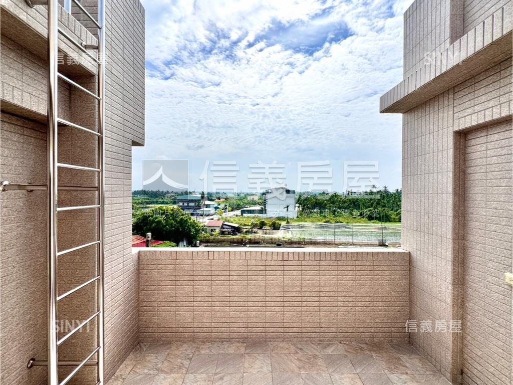 旗山一號院全新透天金店房屋室內格局與周邊環境