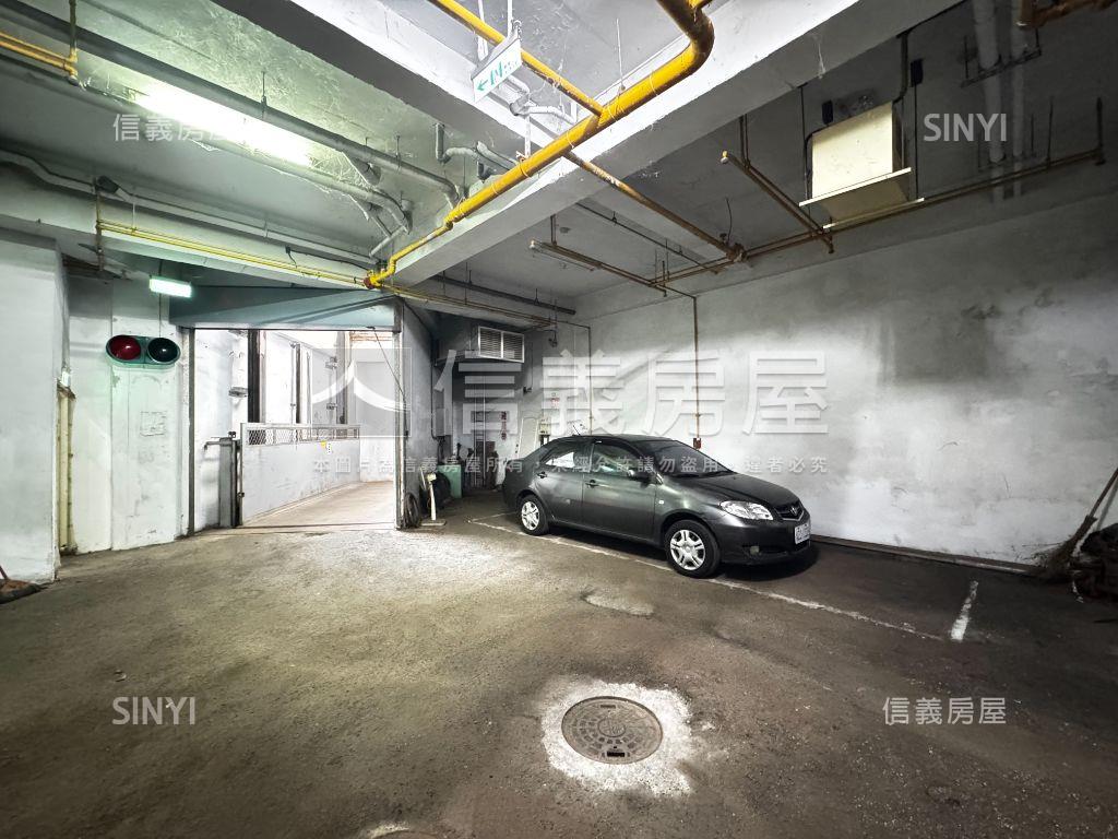 柳川河畔旁３房平車房屋室內格局與周邊環境