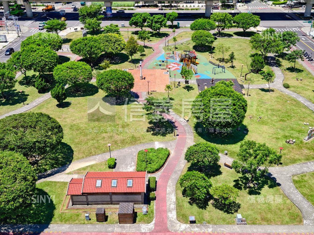 ⭐正面公園．三房車位大樓房屋室內格局與周邊環境