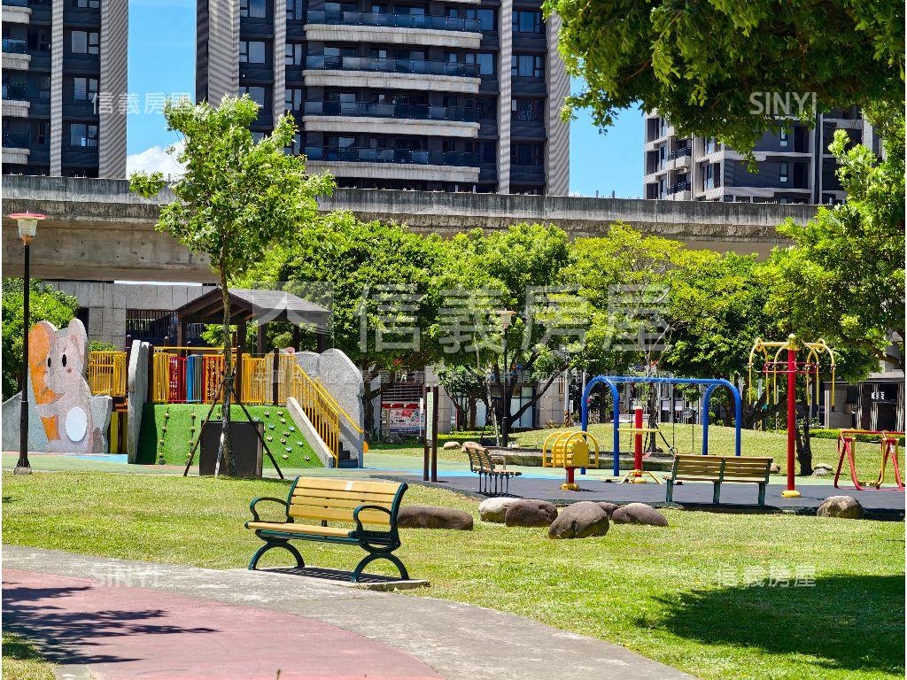 ⭐正面公園．三房車位大樓房屋室內格局與周邊環境