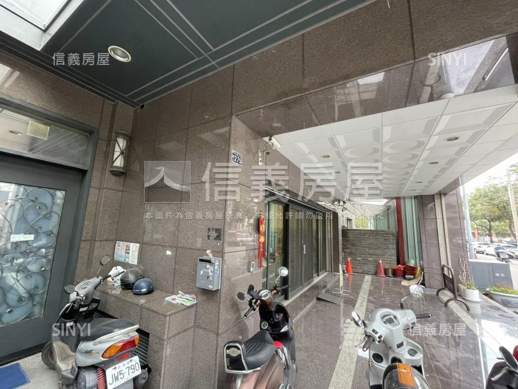 國美館整棟電梯店套房屋室內格局與周邊環境