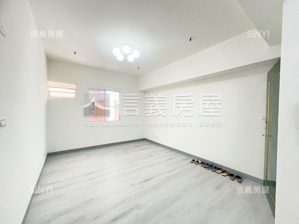 鳳山國中高樓採光漂亮兩房房屋室內格局與周邊環境