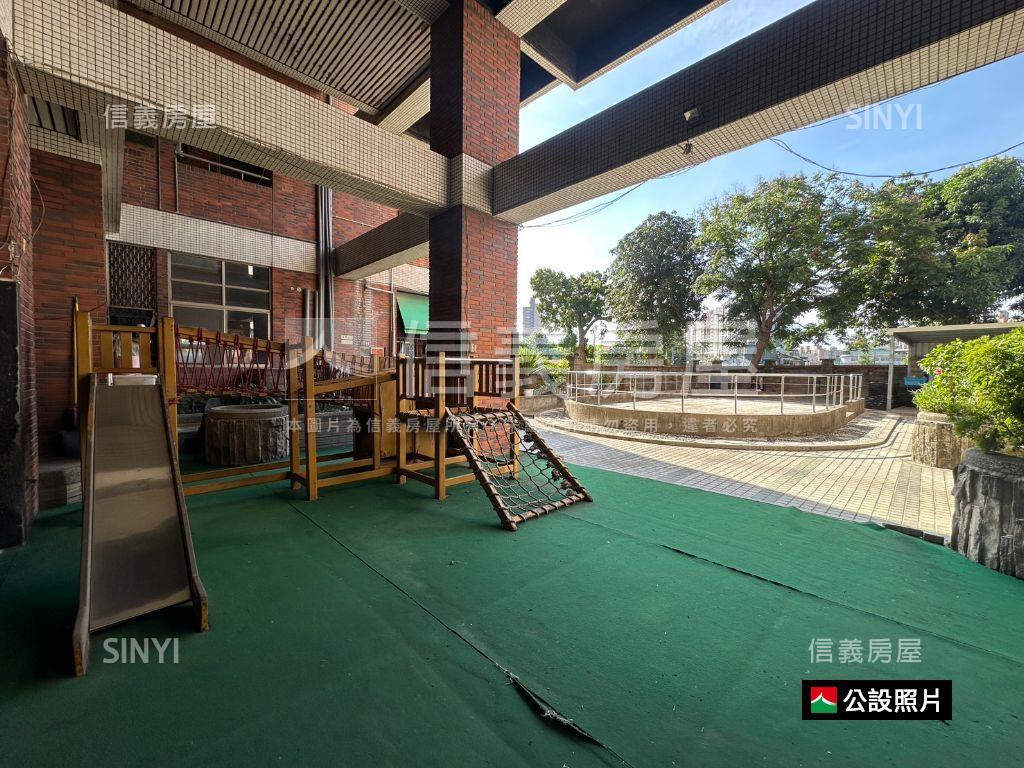 鳳山國中高樓採光漂亮兩房房屋室內格局與周邊環境