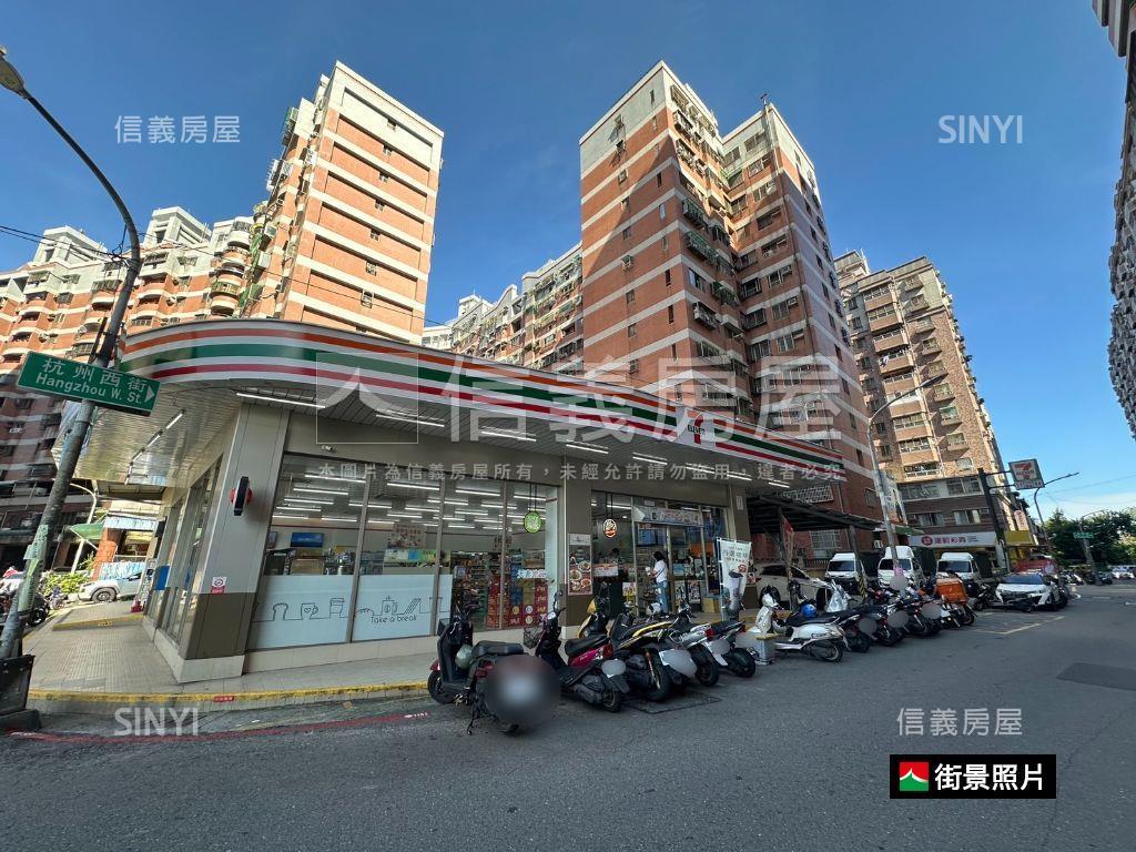 鳳山國中高樓採光漂亮兩房房屋室內格局與周邊環境