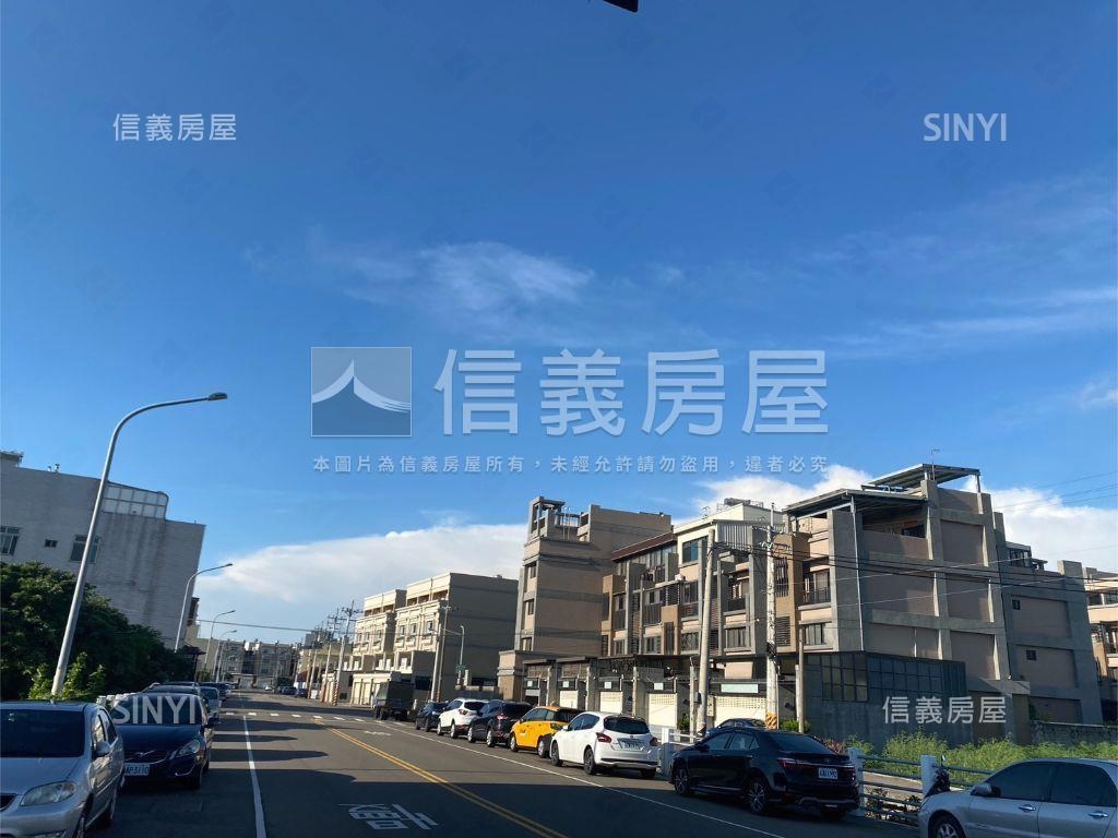 近童綜和臨路車庫透天房屋室內格局與周邊環境