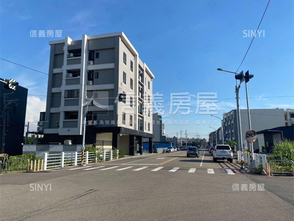 近童綜和臨路車庫透天房屋室內格局與周邊環境