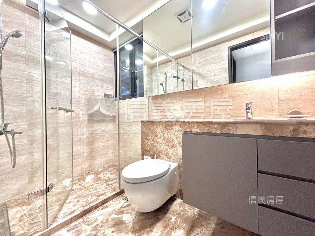 富宇麗緻精裝帝王視野戶房屋室內格局與周邊環境