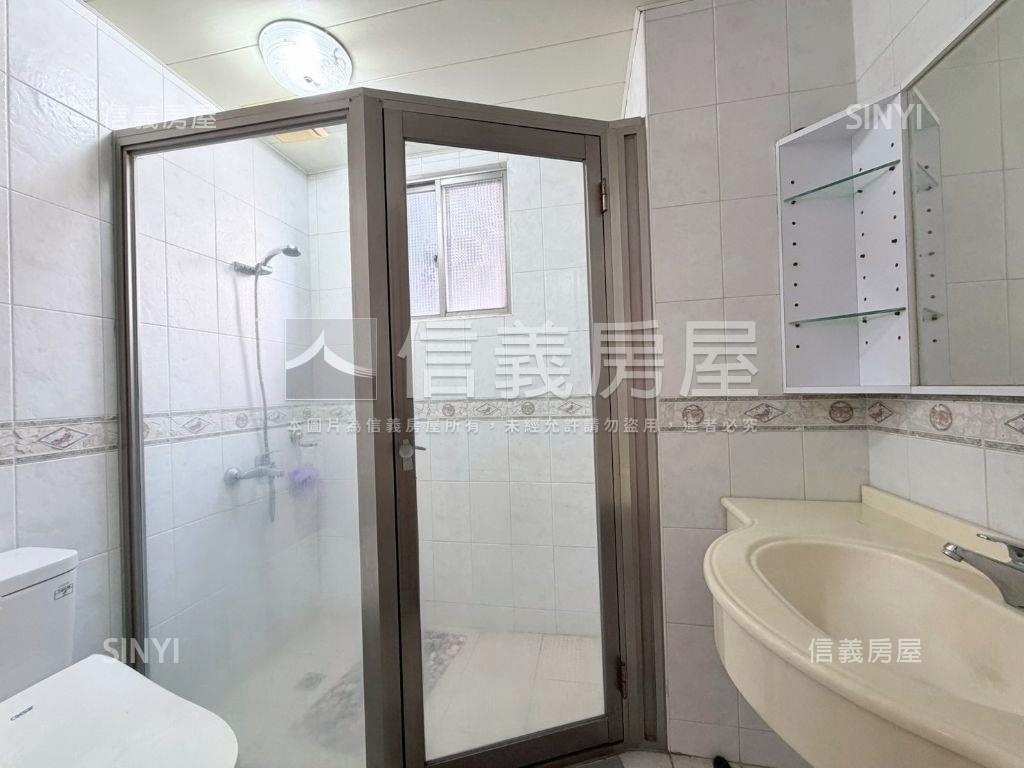 小資首選長榮吉邸平面車位房屋室內格局與周邊環境