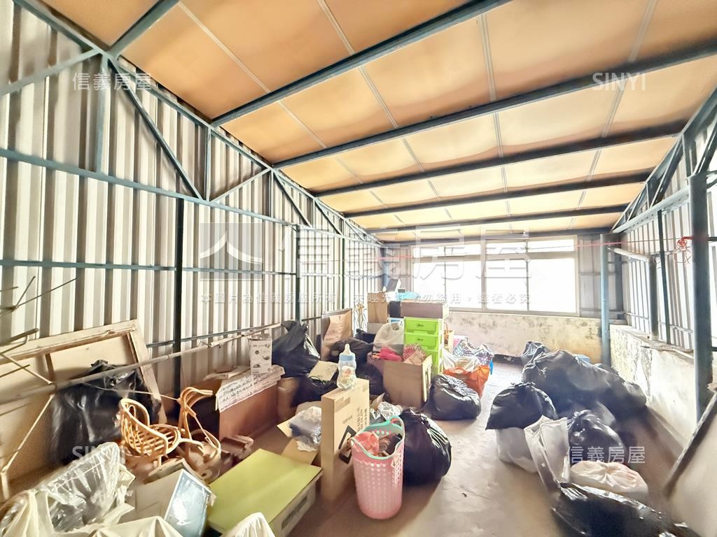 Ｒ１５捷運崇德巷透房屋室內格局與周邊環境