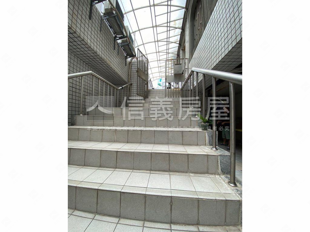 北市難得大坪數空間地下室房屋室內格局與周邊環境