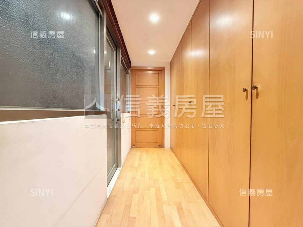 近美術館靜謐美寓房屋室內格局與周邊環境