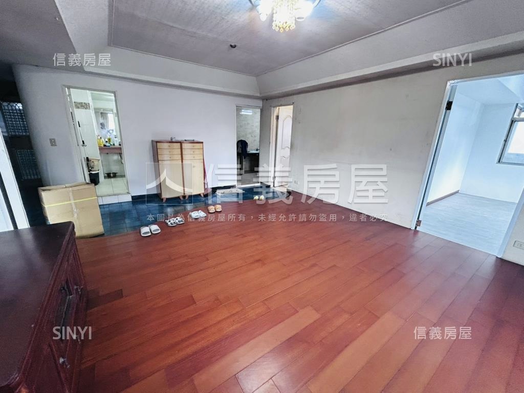 捷運中山國小採光華廈房屋室內格局與周邊環境