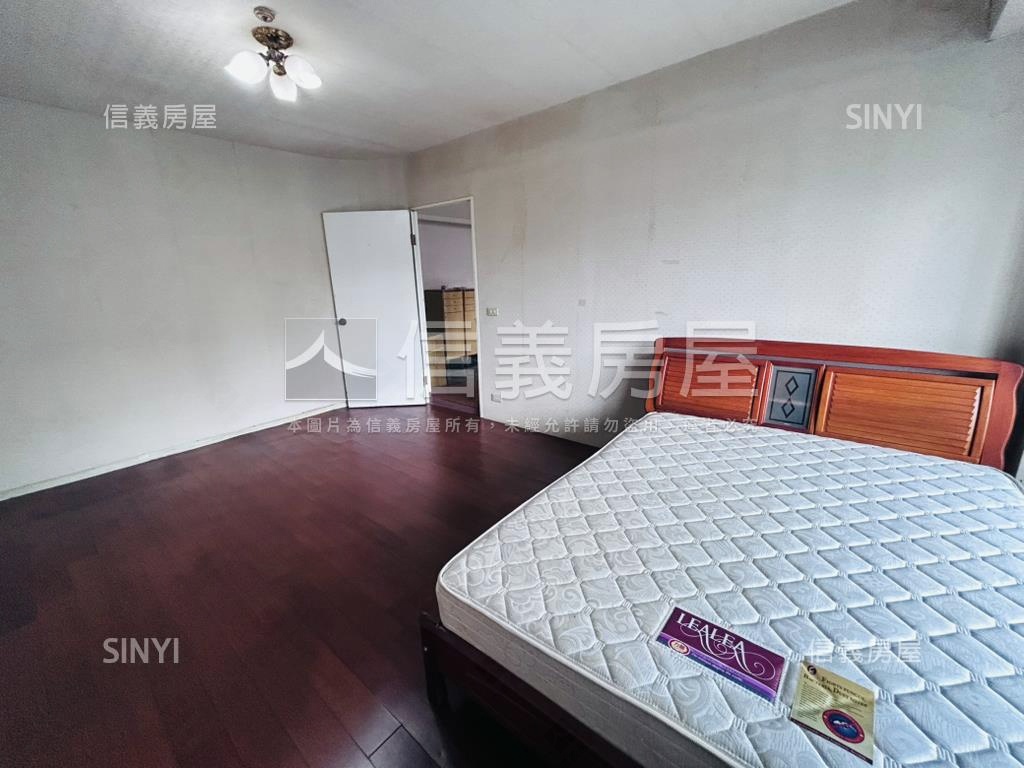 捷運中山國小採光華廈房屋室內格局與周邊環境
