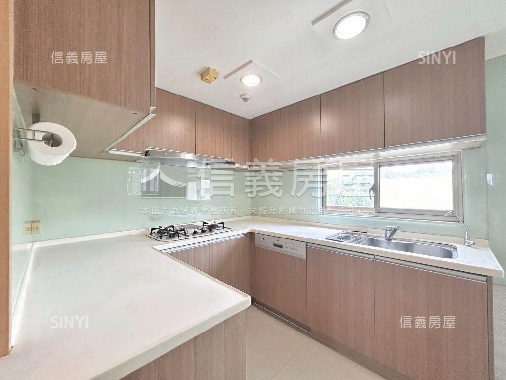 馬偕旁帝國新象美美大四房房屋室內格局與周邊環境