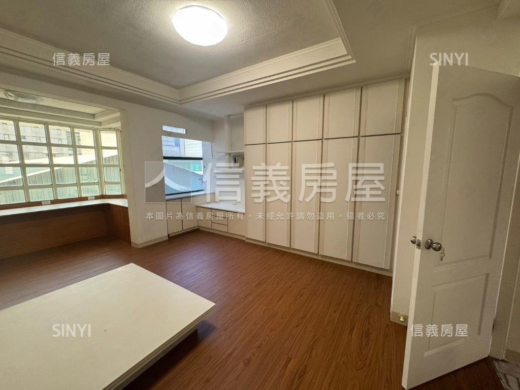 未來黃線陽明文山特區車墅房屋室內格局與周邊環境
