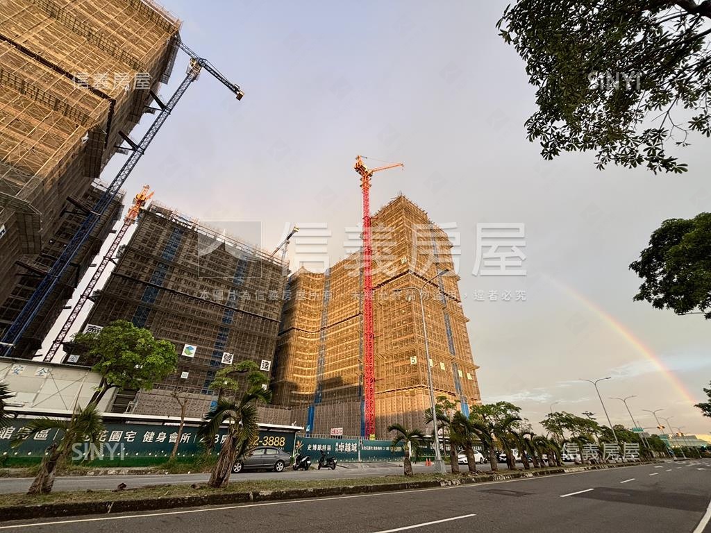 卓越城Ａ３邊間高樓有夠優房屋室內格局與周邊環境