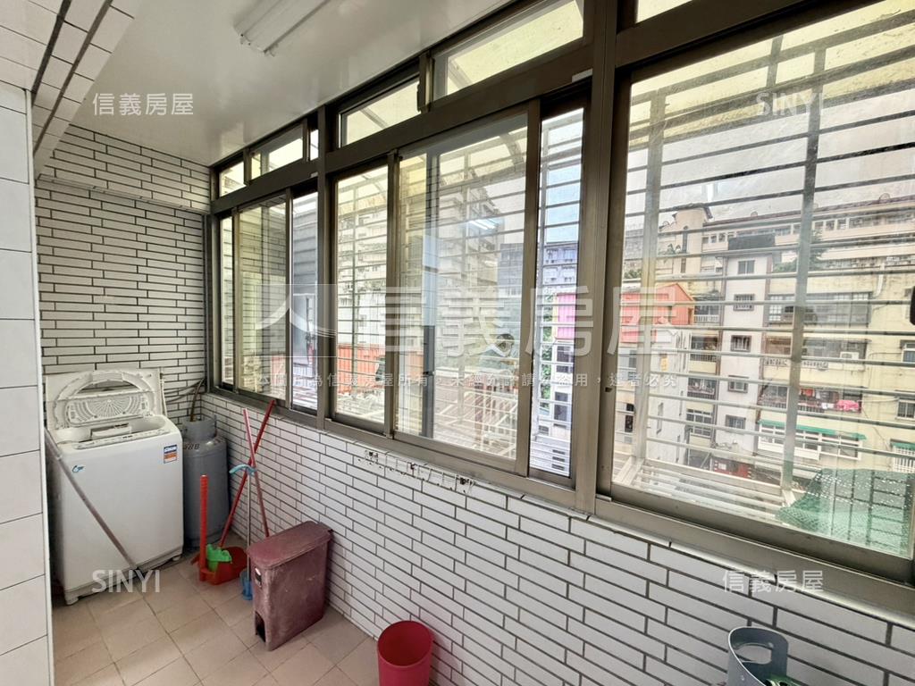 新店站美觀偶寓三房房屋室內格局與周邊環境